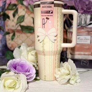 HydraGear Agenda Cream and Pink Tumbler